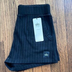 Alo Yoga Black Ribbed Shorts